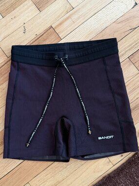 Bandit Running | Striped Cadence™ 5" Compression - Black / Fig | S